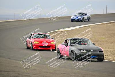 media/Jan-26-2025-CalClub SCCA (Sun) [[cfcea7df88]]/Group 4/Race/